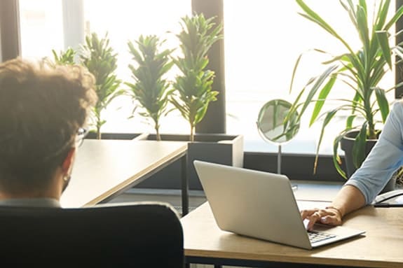 Automation for Investment Banks: 10 Key Uses and Benefits | NetSuite