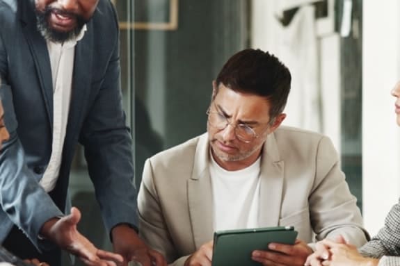 10 AI Use Cases in the Financial Services Sector | NetSuite