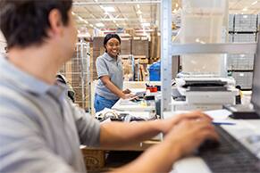 outsourcing vs offshoring