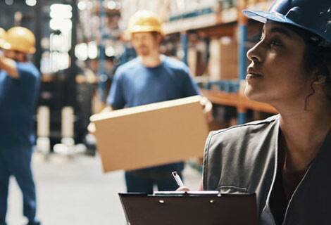 Supply Chain Management vs Logistics: Differences, Similarities and Roles