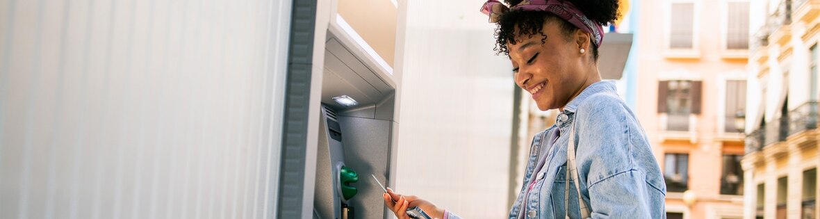 25 Banking KPIs That Track Performance