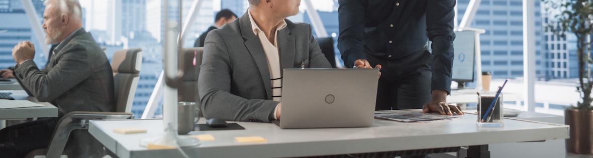9 Financial Services Industry Trends to Watch